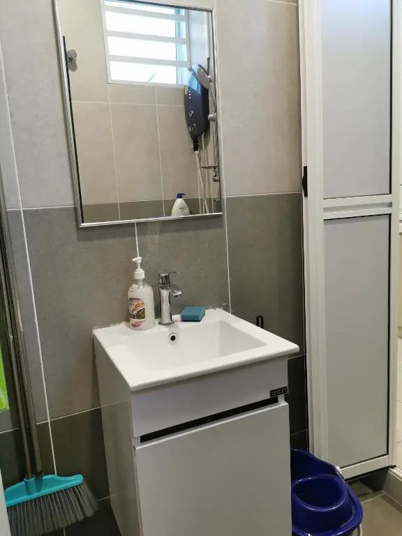 12 Pax New Private Semi-D Green Park Ipoh Homestay