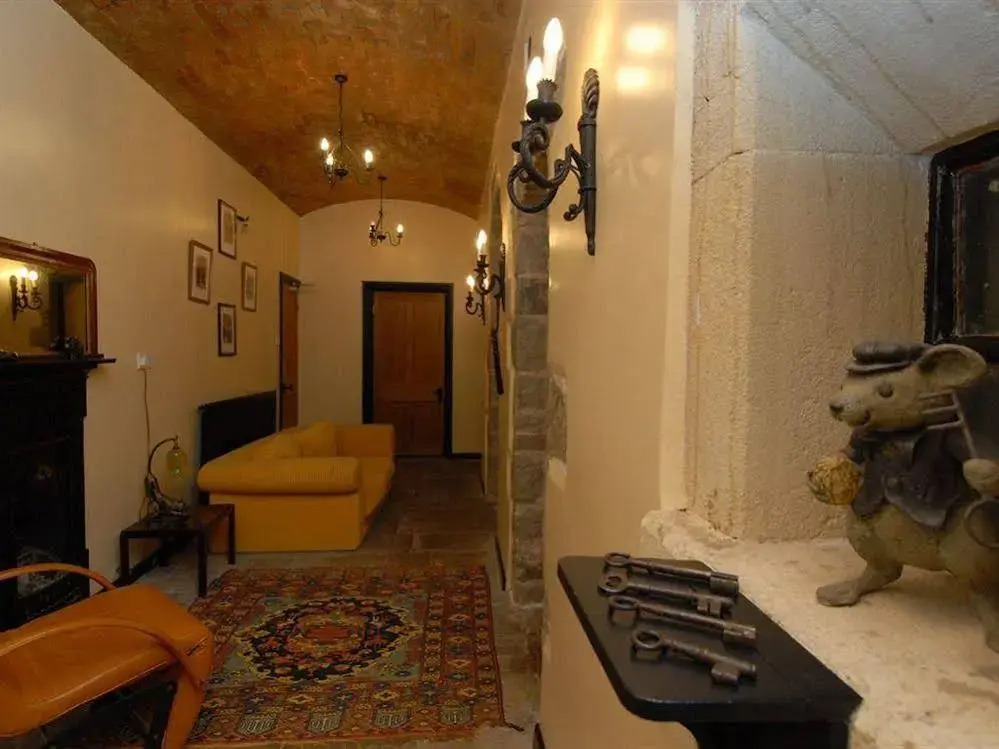 The Old Court - Guest House