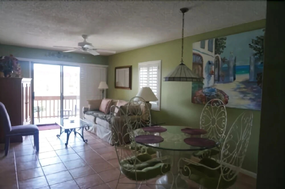 Ocean and Raquet Club 4302 2 Bedrooms 2 Bathrooms Condo