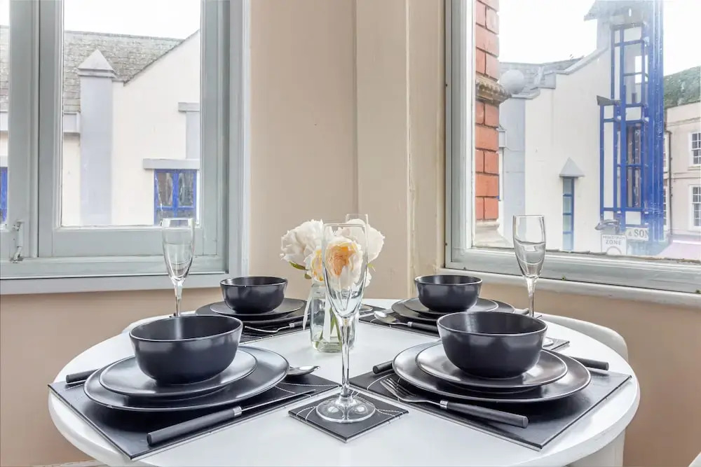 Worcester City Centre Apartment - 2 Bedrooms