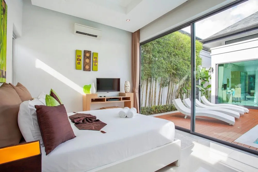 Gorgeous Luxury 3BR Pool Villa Atoosa near Naiharn