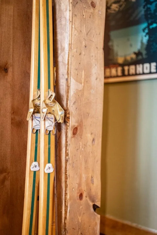 Willow's Hideaway - Pet Friendly Cozy Cabin!