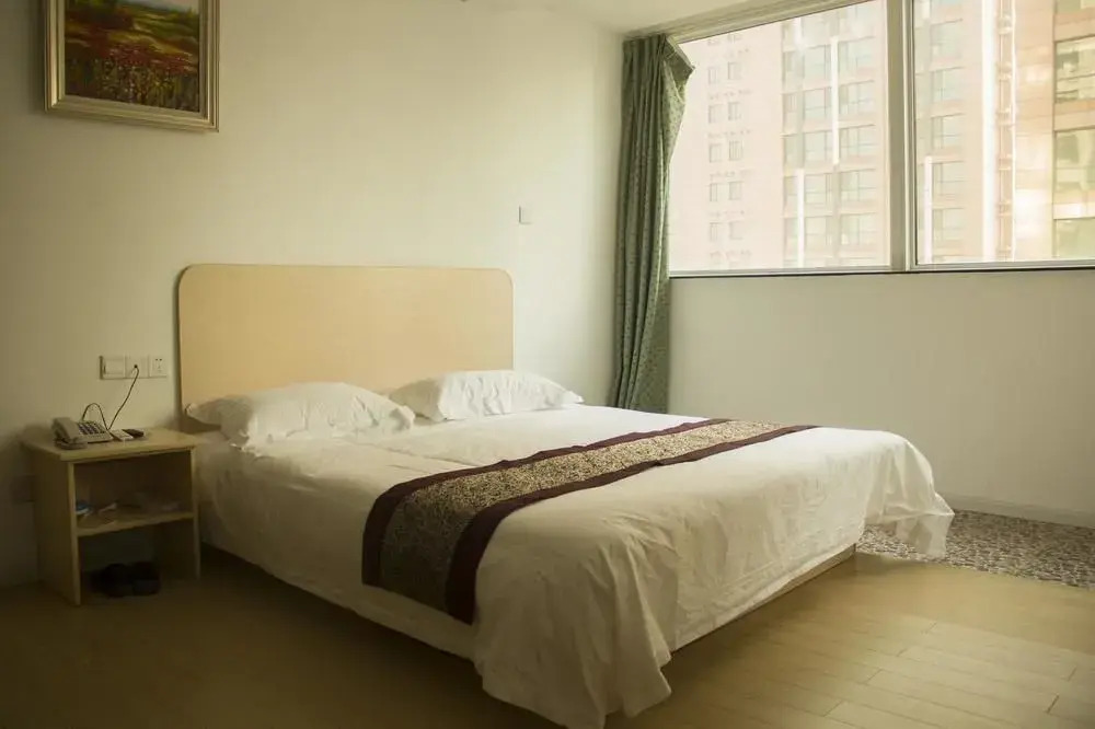 Lanting Business Hotel(青岛兰亭商务宾馆)