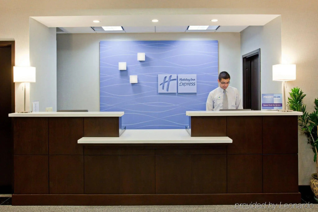 Holiday Inn Express Hotel & Suites Hermosa Beach by IHG