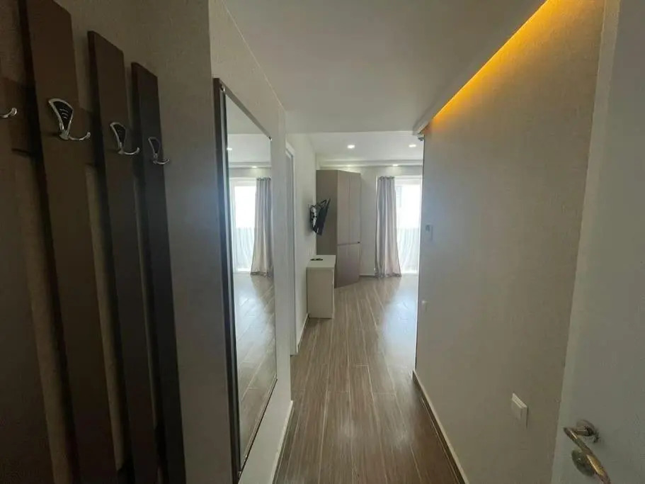 Leo Group Luxury Apartment 1834 Alliance Palace
