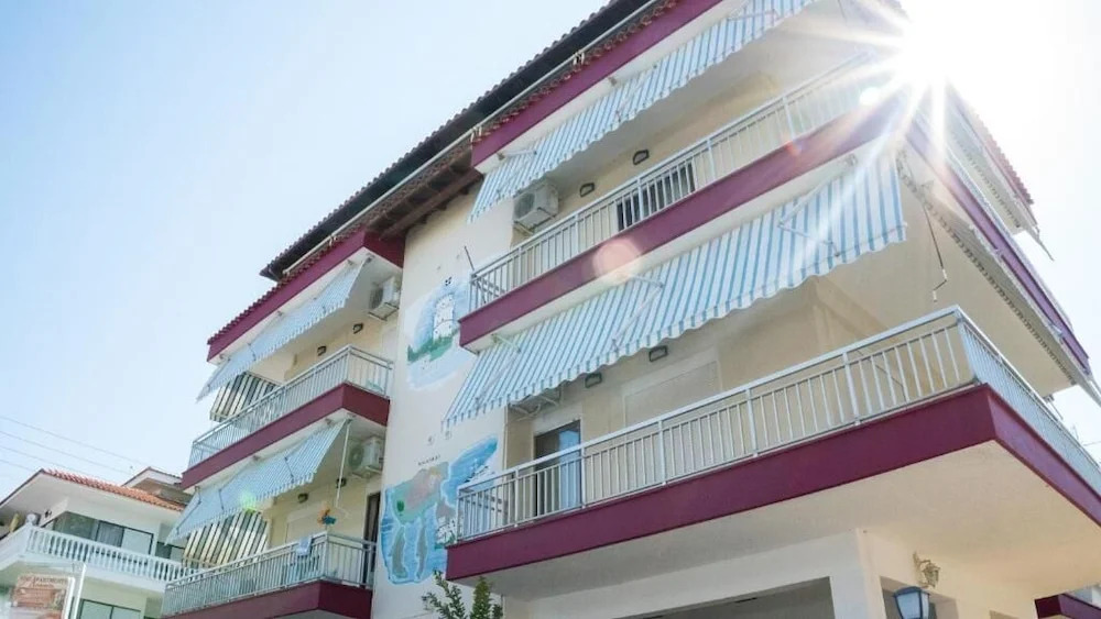 Niki Apartments