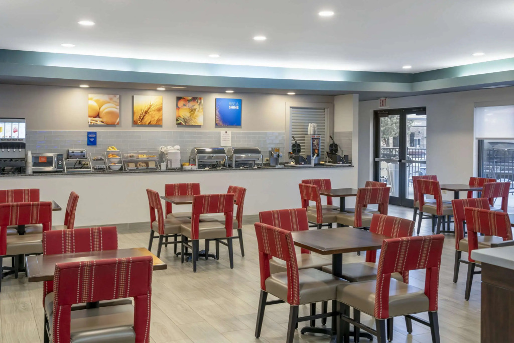 Comfort Suites Elgin Northwest