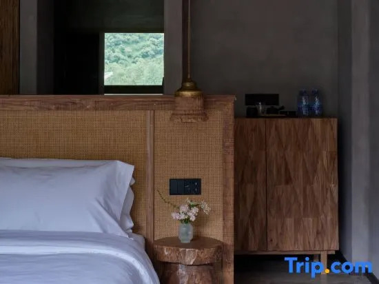 Siguniang Mountain Nation Park Hotel（The most popular and convenient hotel for overseas guests）