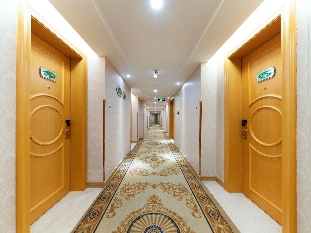 Vienna Hotel Guangxi Tianyang Ancient City High-Speed Railway Station