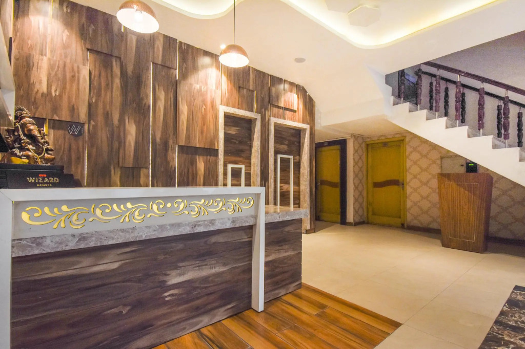 Capital O 9415 Hotel Ricky International