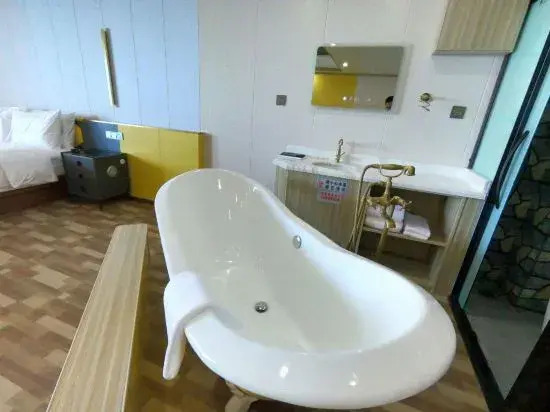 Accompanying Seaview Theme Apartment (Nan'ao Island Qing'aowan Branch)