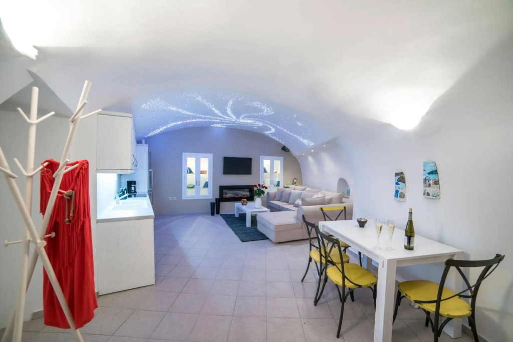Suite Home Santorini