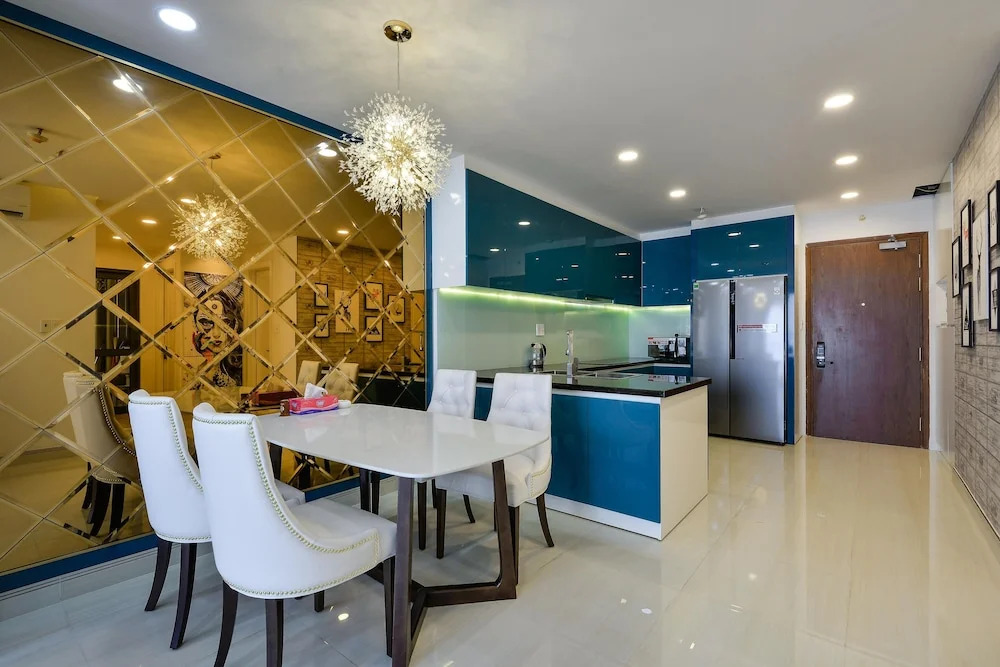 Gold View Apartment Floor 18