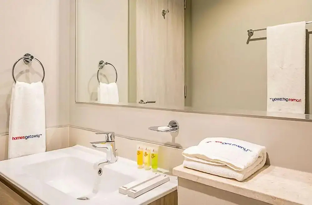 Fascinating 1BR Apt in Zada Tower