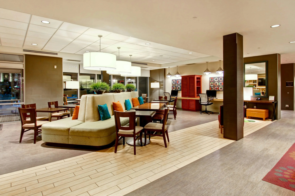 Home2 Suites by Hilton West Edmonton