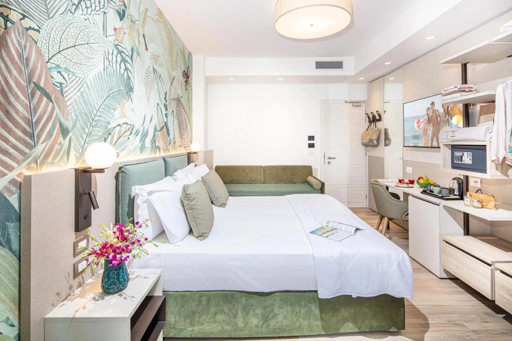 Life Hotel 4 Superior