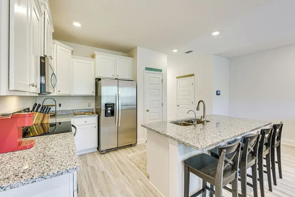 Golf, Hike & Unwind: Santa Rosa Home w/ Patio