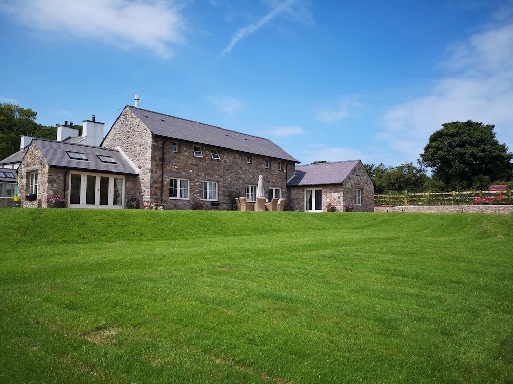 Penrhyn Barn