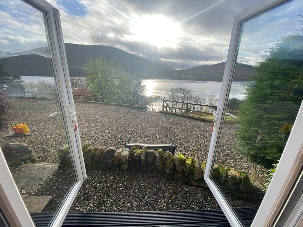 Cosy 1 bed Cottage w/ Wood Burner & Stunning Views