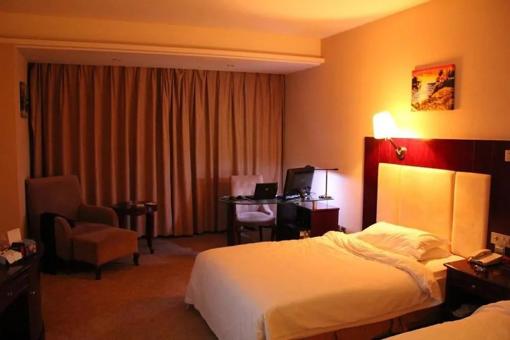 Feeling Hotel - Yulin