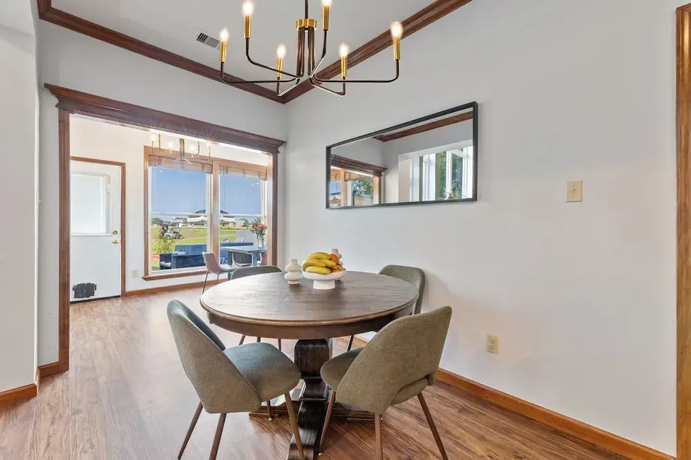 Golf-side Luxe Escape Sleeps 13 Hot Tub & Theater
