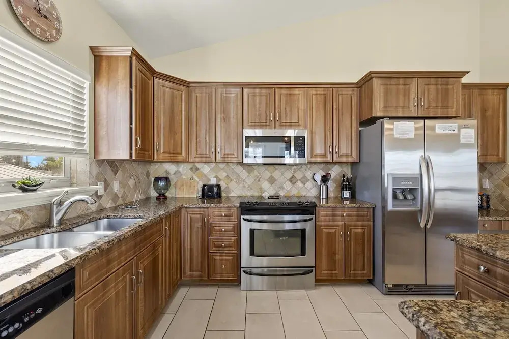 241 Oasis Pearl: 3br Pool Home! 3 Bedroom Home