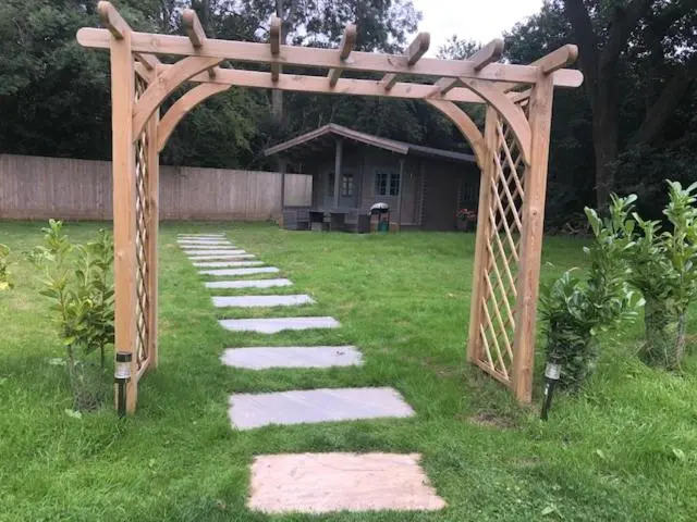 The Secret Cottage & Hideaway Caravan