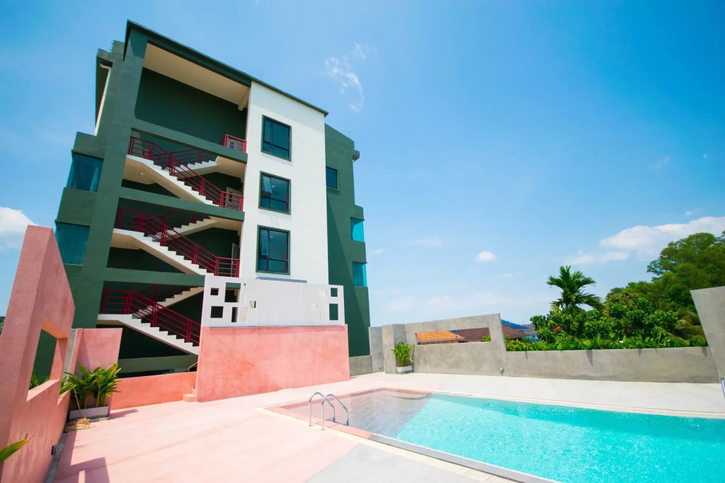 Comet Hotel Surat Thani