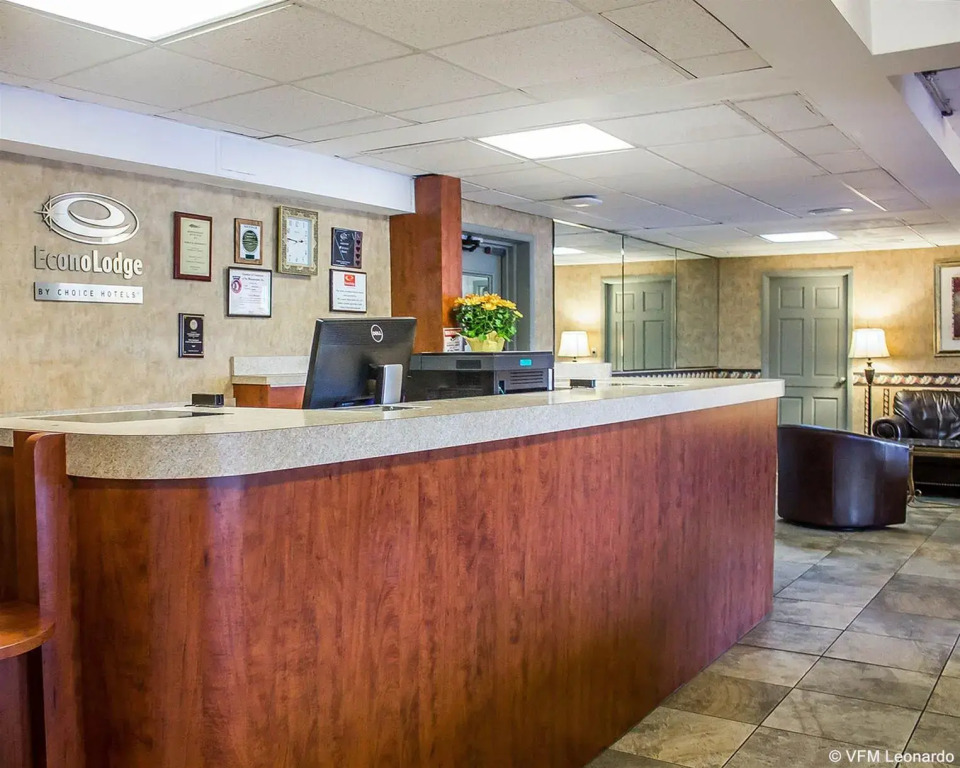 Econo Lodge Hicksville - Long Island