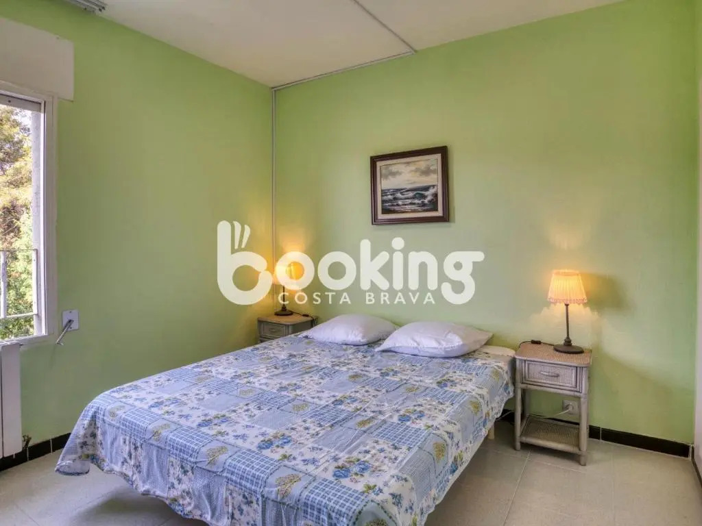 Vilar d'Aro Apartament per 4 persones a tocar del carril bici i molt prop de la platja de Sant Pol, en urbanització tranquil la