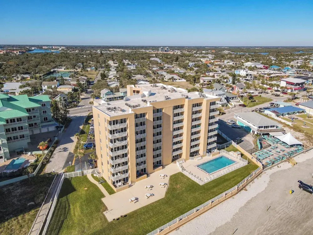 Oceania Beach Club 605