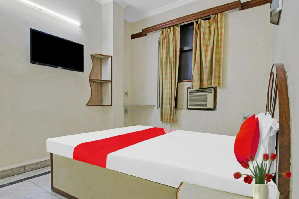 Flagship 70147 Hotel Br International