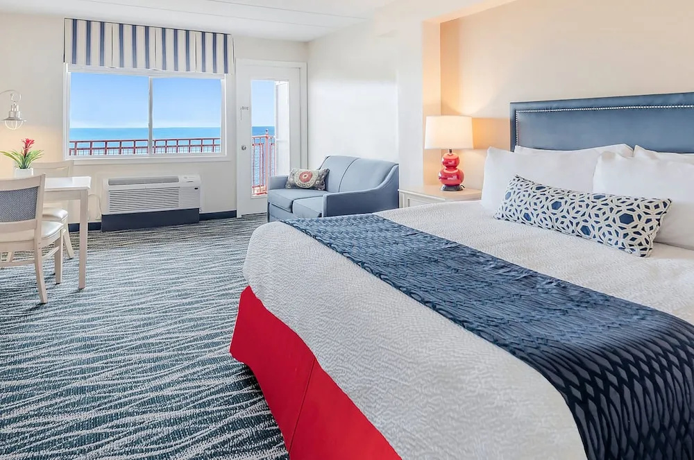 Dunes Suites Oceanfront