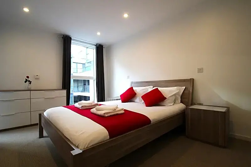 Thesqua.re Dance Square Apartments