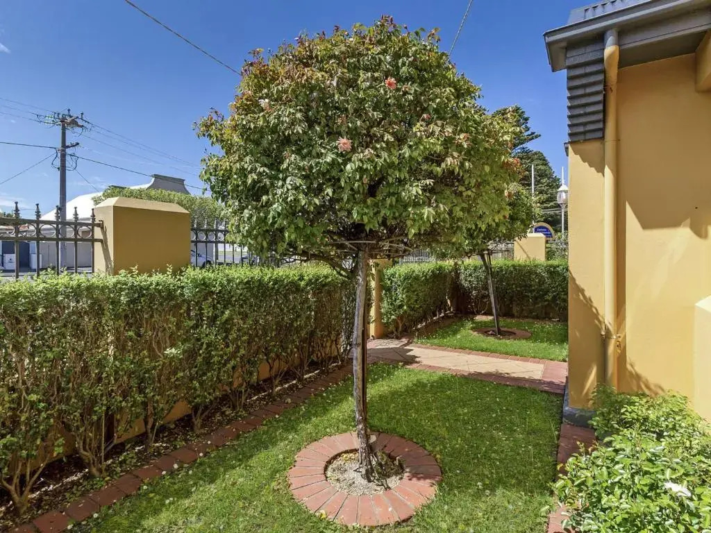 Fairholme Apartment