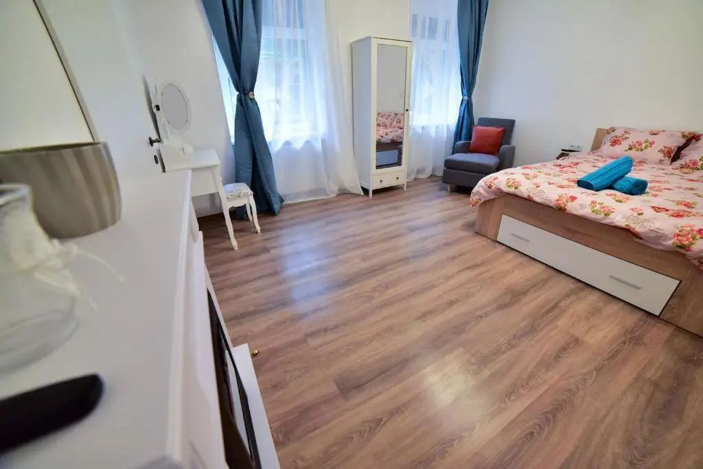 **Best Location** for Good Vibes - City Center