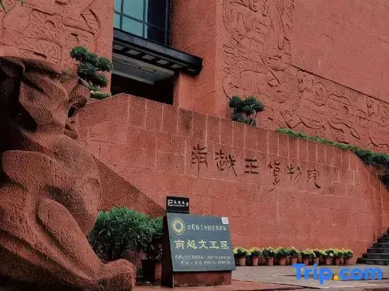 Laika Hotel