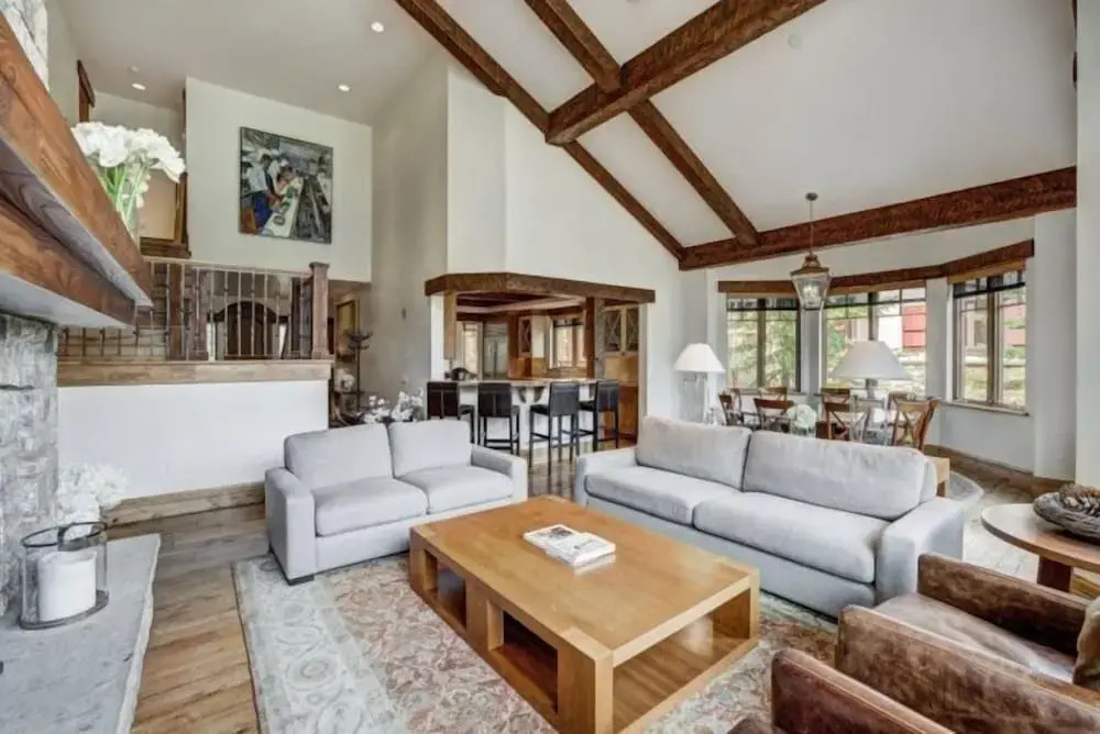 5 Bedroom Luxury Townhome In Lionshead Village