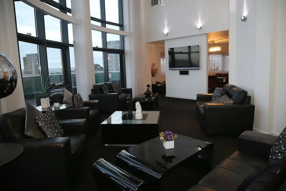 Westport Serviced Apartments