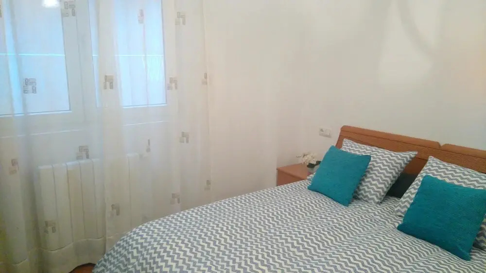 Apartment With one Bedroom in Gijón - 1 km From the Beach