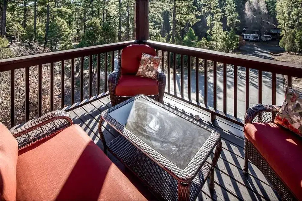 Fifth Dimension - Two Bedroom Cabin with Hot Tub