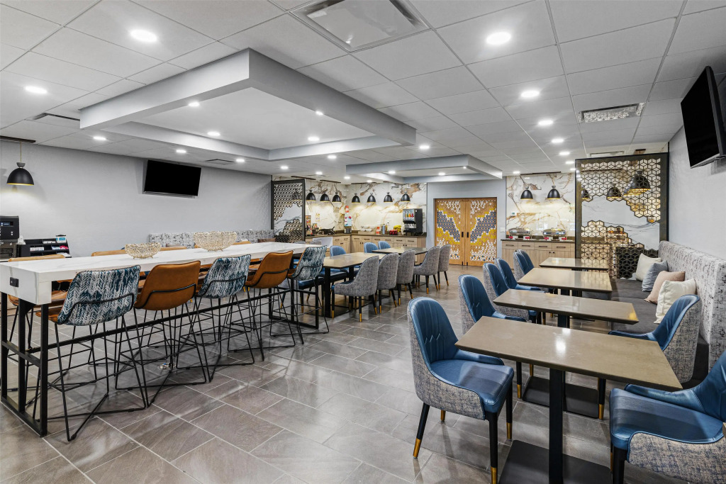 Best Western Plus Savannah Gateway