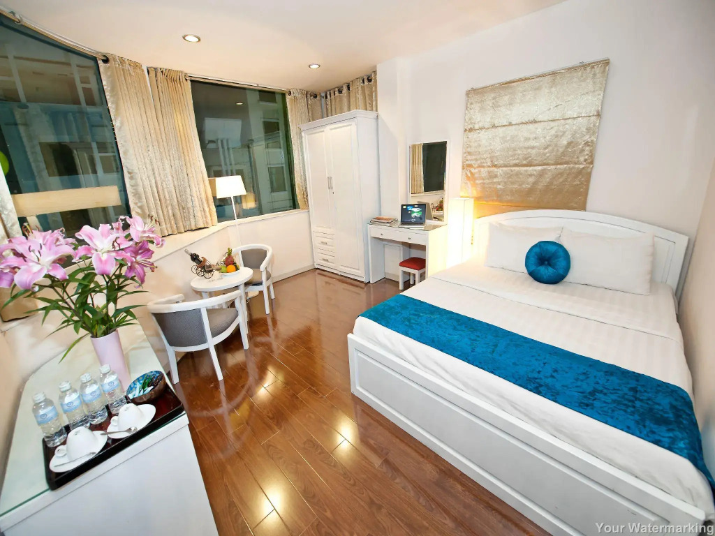 The Noble Swan Hotel New World
