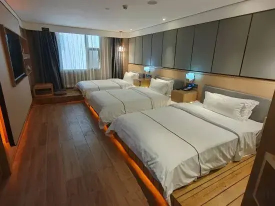 Yufuheng Business Hotel (Shenzhen Longhua Bus Station)