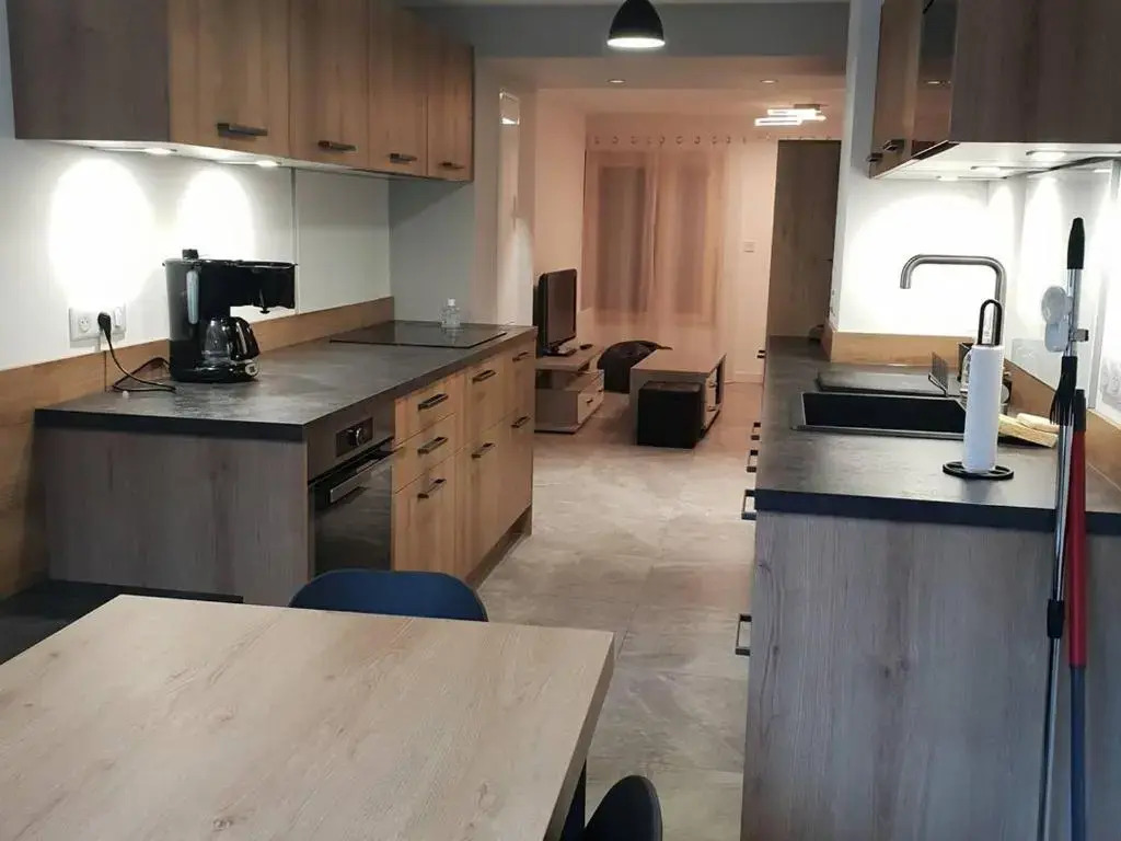 Appartement Cauterets, 4 pièces, 6 personnes - FR-1-234-254