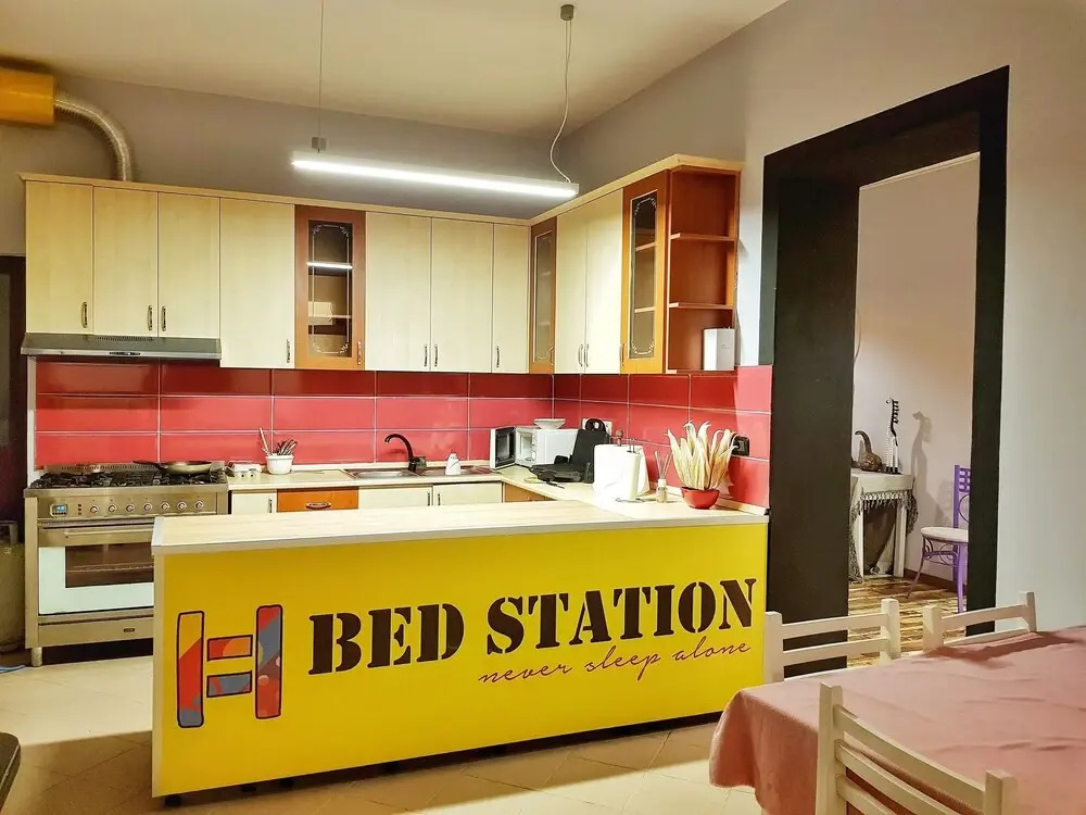 Bed Station Hostel & Bar