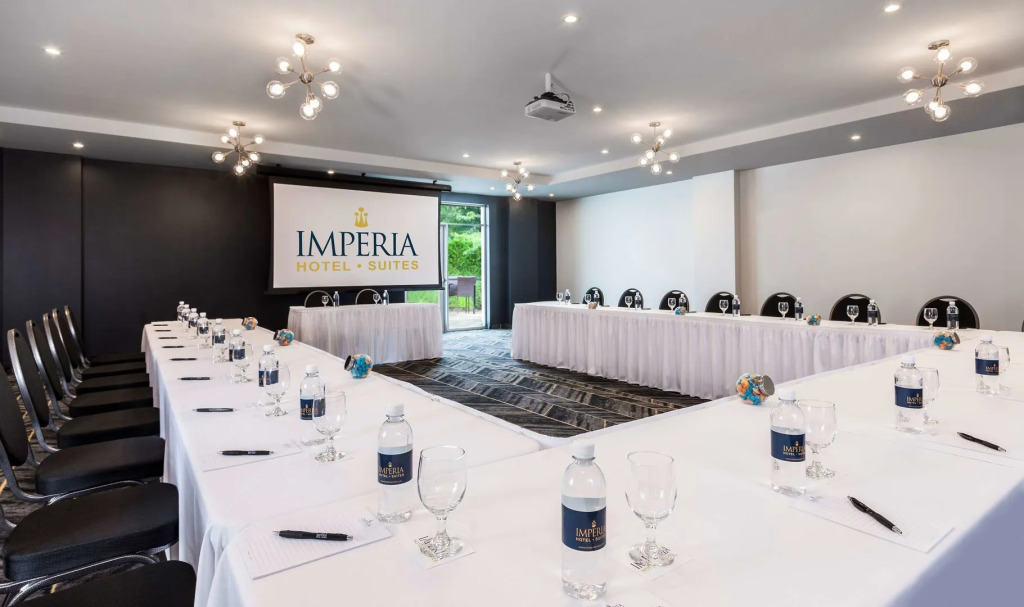 Imperia Hôtel et Suites Boucherville