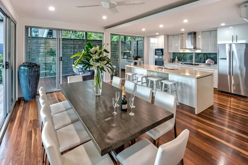 The Vue on Hamilton Island Deluxe Ocean View 4 Bedroom Refurbished Hou