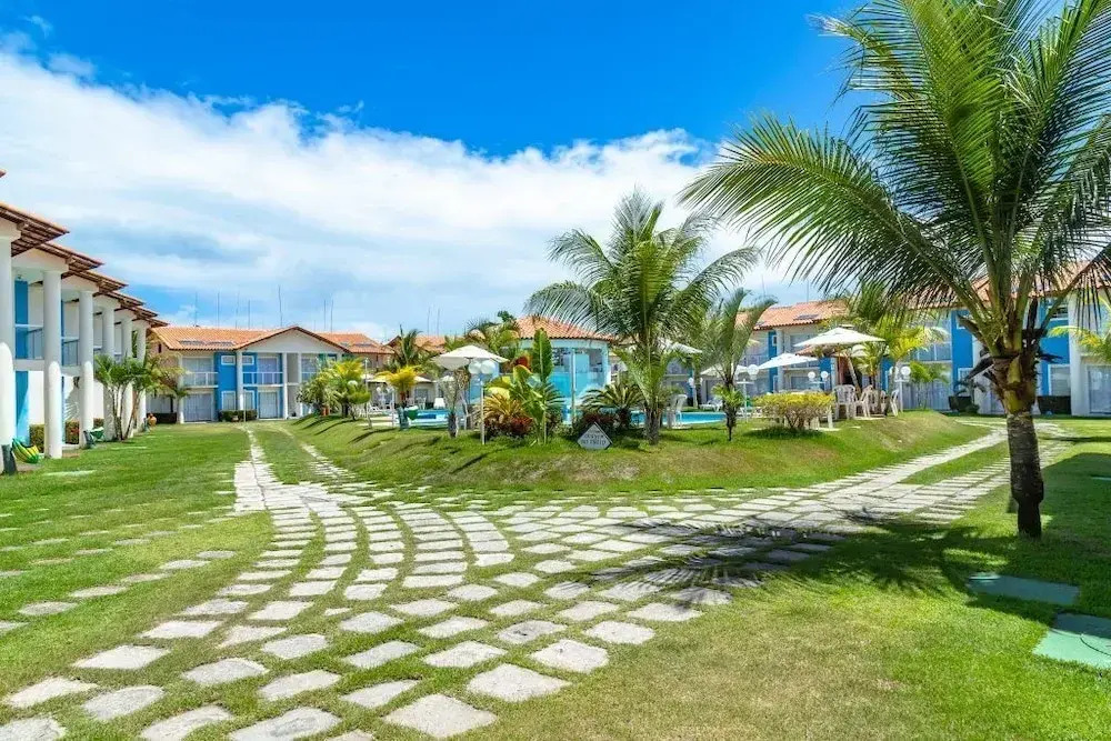 Casas no Residencial Mont Sião com 1, 2 ou 3 suítes  condomíno a poucos metros da praia de Taperapuã , com 2 piscinas adulto, 2 infantil, sauna e 2 portarias, casas com internet privativa 300MBPS
