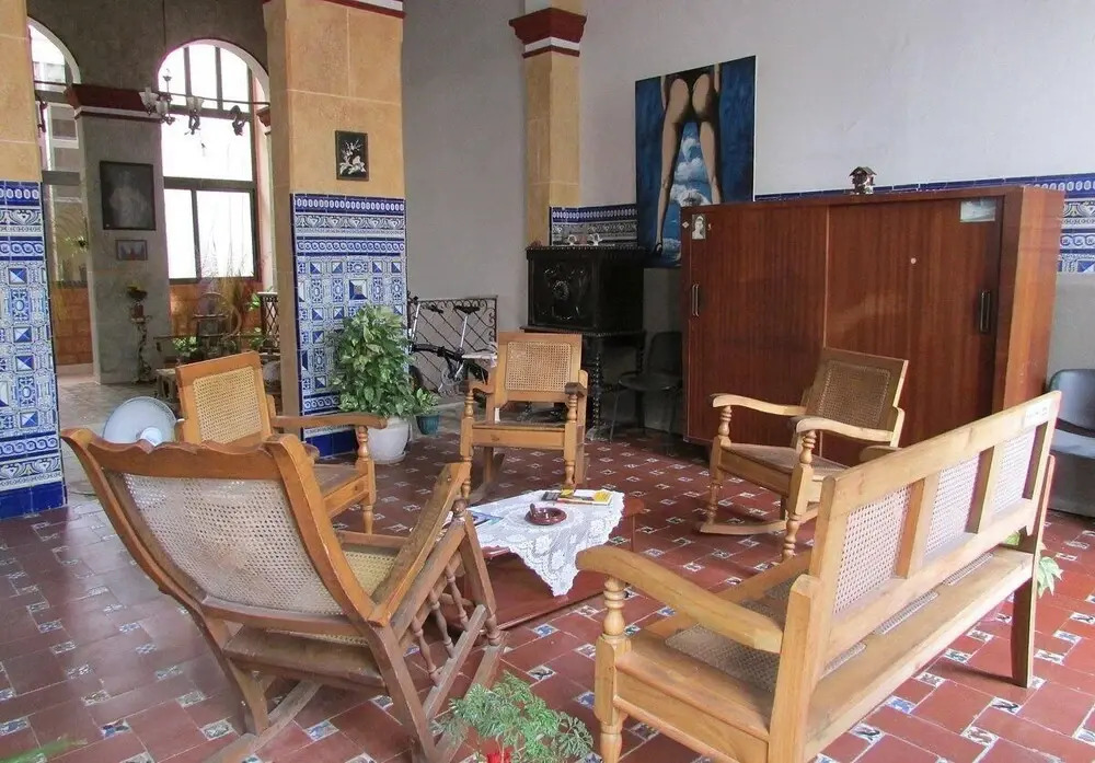 Sierra-Barroso's Colonial House